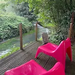 펜션 Le Chant De La Riviere *