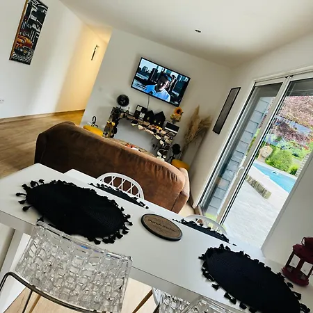 Holiday home Le Chant De La Riviere