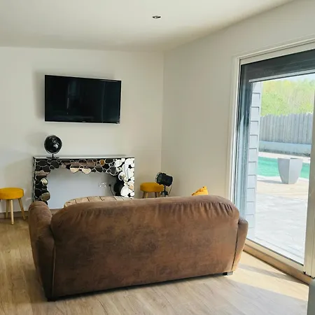 Le Chant De La Riviere Holiday home *